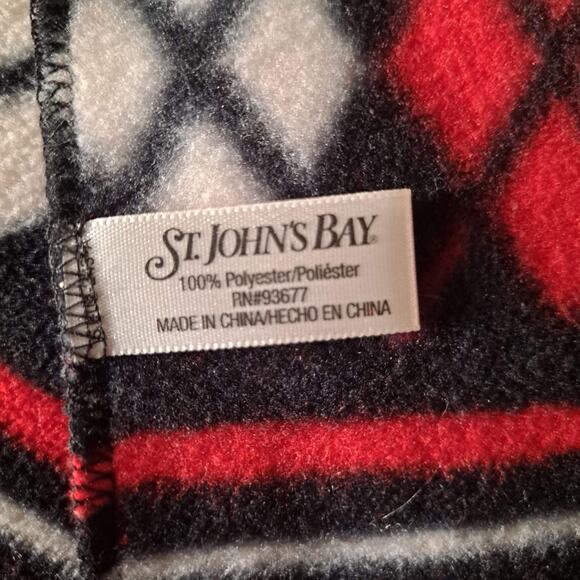 St. John's Bay Kids Red & Black Diamond Pattern Fleece Scarf w/ fringes 10"X56" - Picture 12 of 13